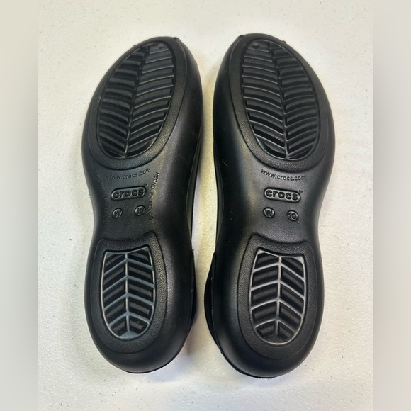 Crocs Iconic Comfort Olivia II Women 10 Black Slingback Toe Detail Slip on Flats - Picture 7 of 8